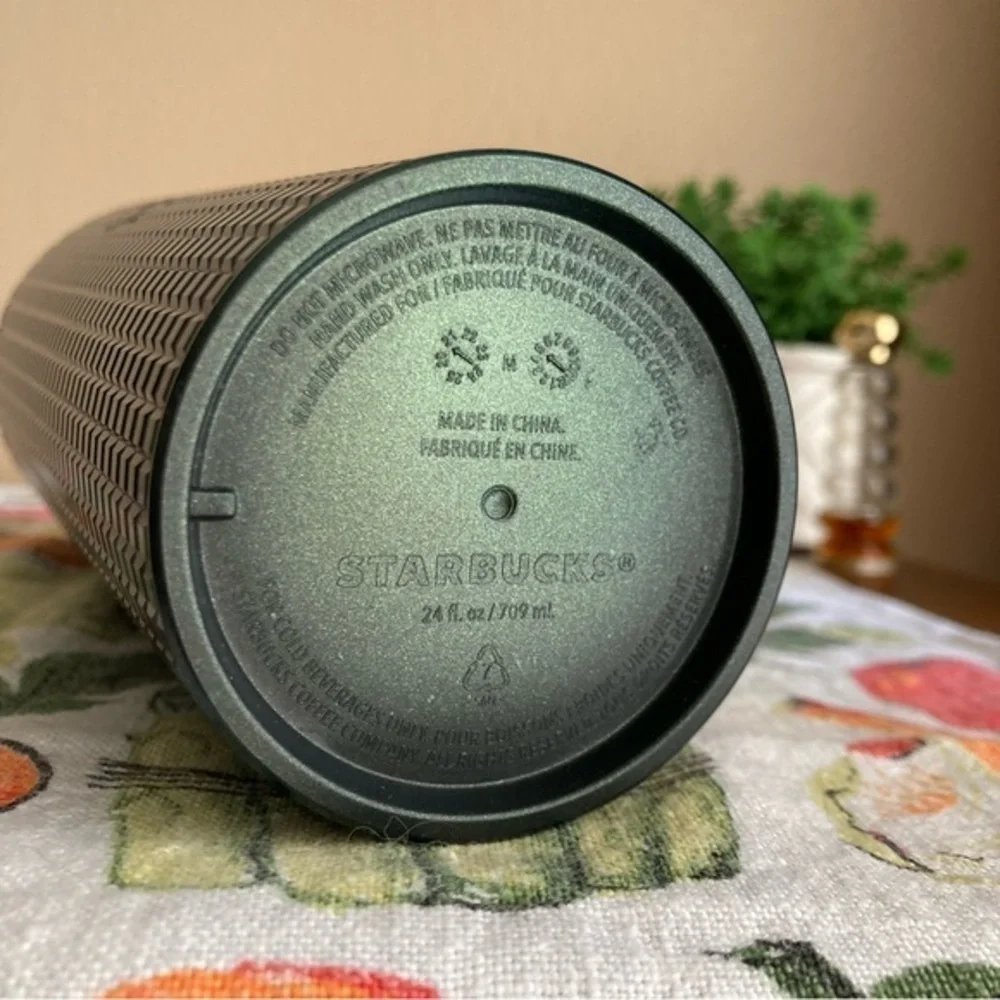 Starbucks Winter Holiday forest green stud tumbler with straw